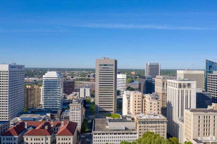 More Photos Of 919 E Main St, Richmond Office For Lease