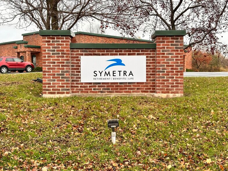 More Photos Of 118 3rd St E, Ashland Office For Sale