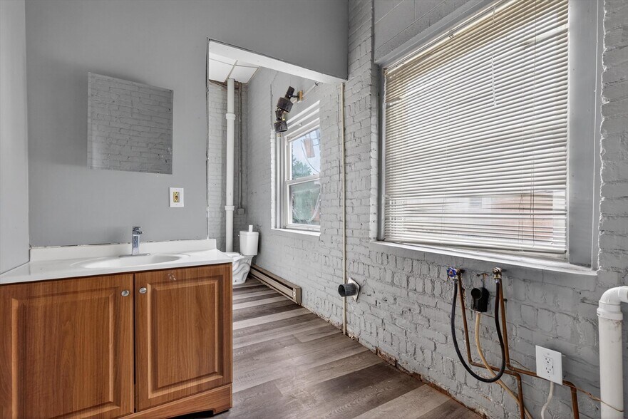 More Photos Of 22 N State St, York Multifamily For Sale