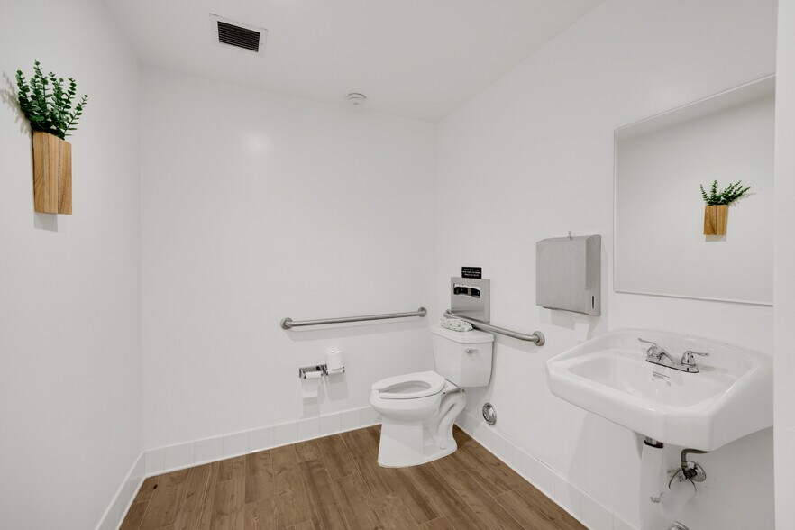 More Photos Of 3613 Gage Ave, Bell Storefront For Sale