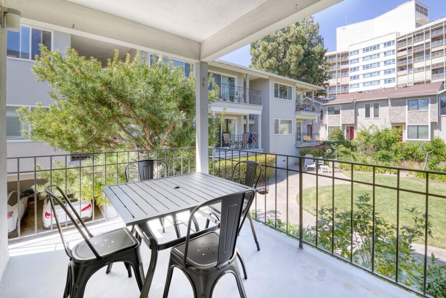 More Photos Of 837 Cowper St, Palo Alto Apartments For Sale