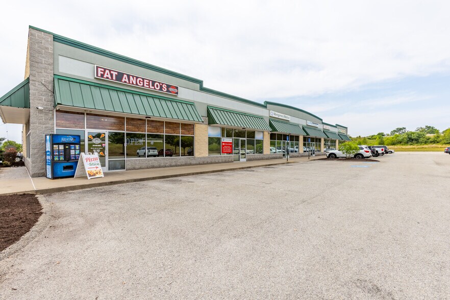 More Photos Of 100 Ridgeview Dr, Smithfield Storefront For Sale