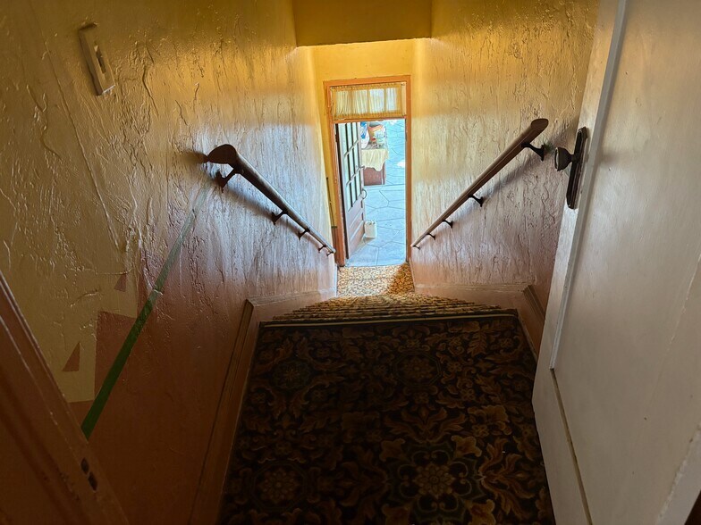 More Photos Of 301-317 W Foothill Blvd, Monrovia Storefront For Sale