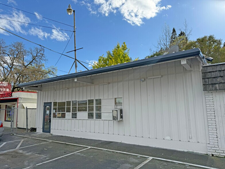 Primary Photo Of 5503 Old Redwood Hwy, Santa Rosa Apartments For Lease