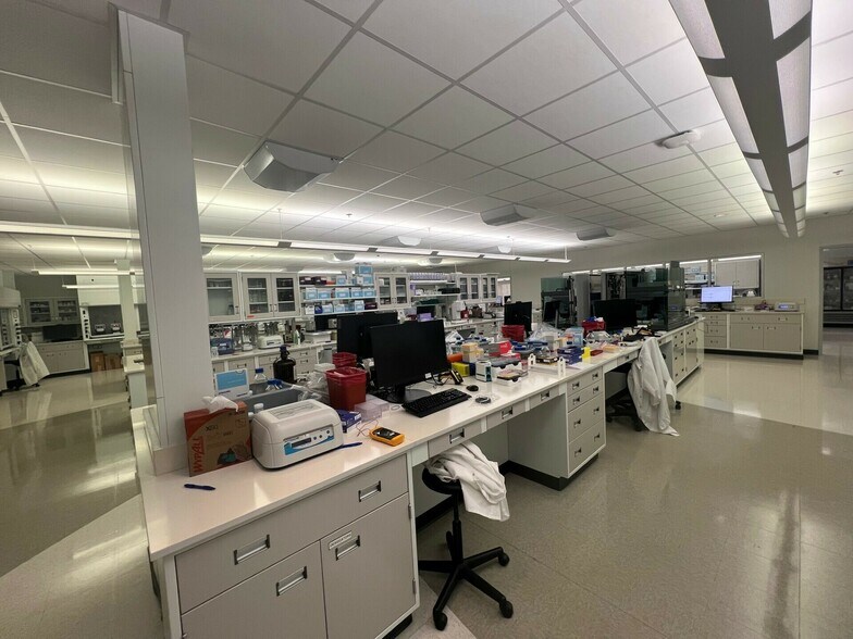 Primary Photo Of 7840 Innovation Blvd, Indianapolis Office For Lease