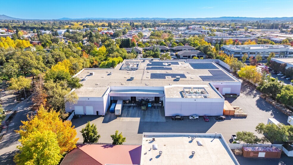 More Photos Of 205 Concourse Blvd, Santa Rosa Distribution For Sale