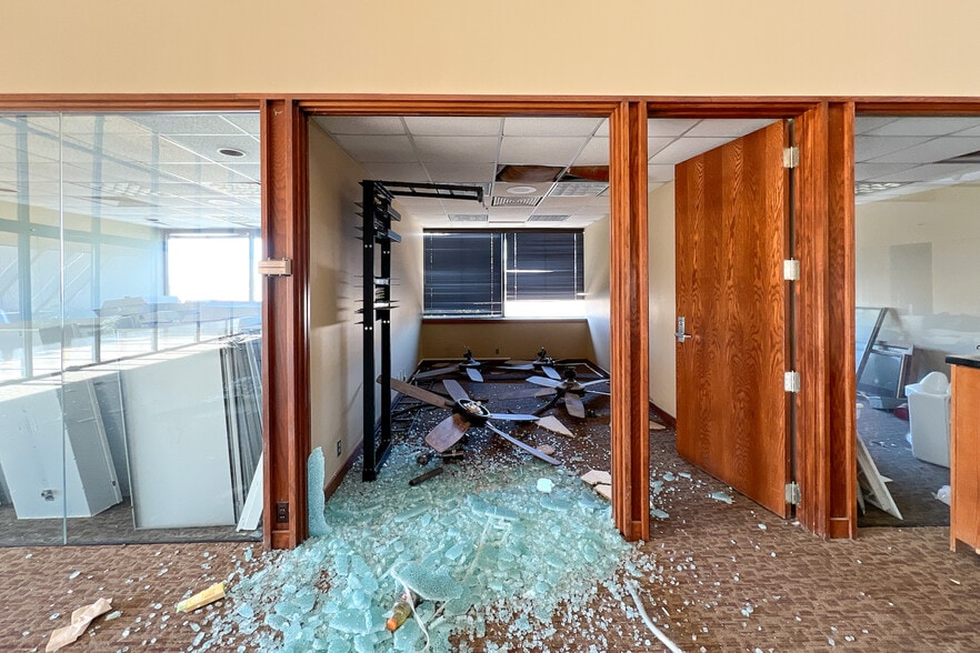 More Photos Of 3200 E Memorial Rd, Edmond Medical For Sale