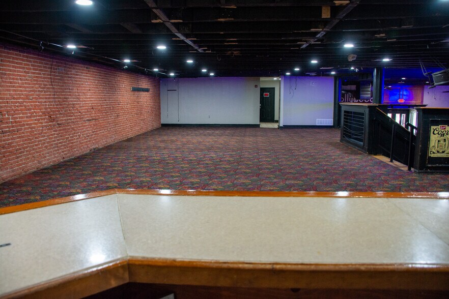 More Photos Of 715 S Polk St, Amarillo Bar For Lease