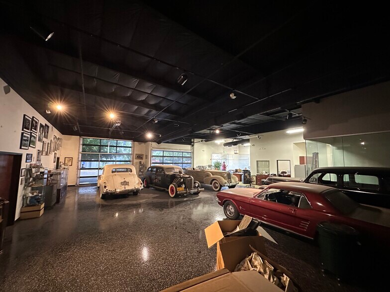 More Photos Of 1221 66th St, Sacramento Flex For Sale