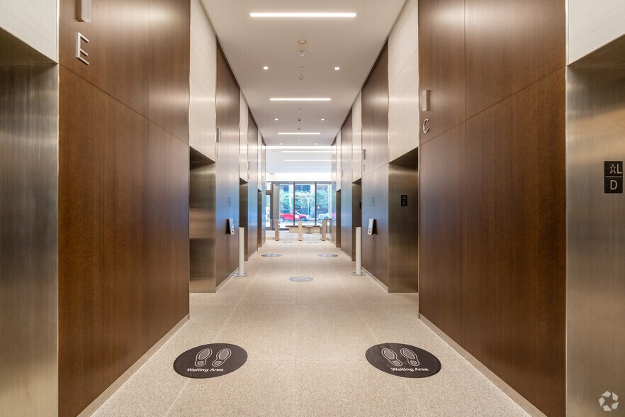 More Photos Of 300 Mission St, San Francisco Office For Lease