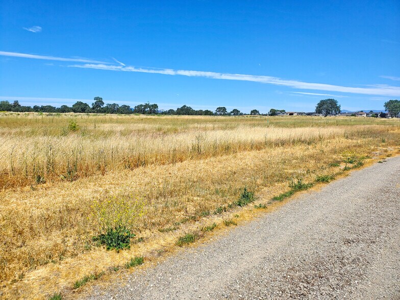 More Photos Of 4001 Coral Sea Ave, Santa Rosa Land For Sale