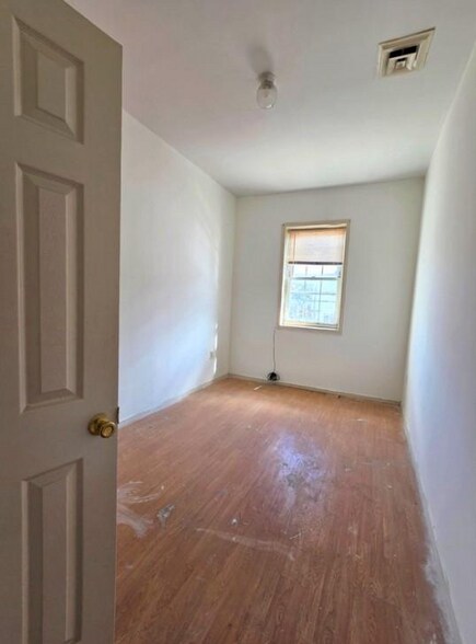 More Photos Of 701-703 W Girard Ave, Philadelphia Apartments For Sale