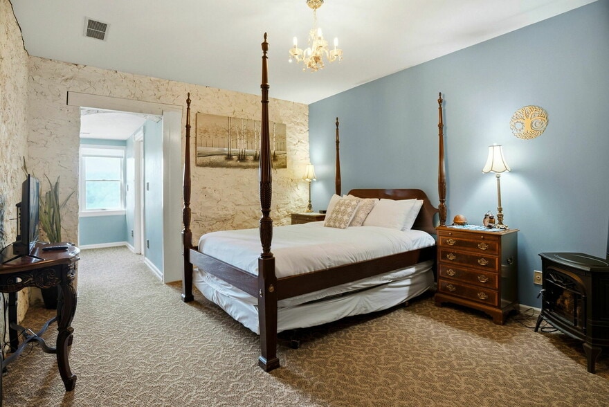 More Photos Of 305 River St, Osceola Hospitality For Sale