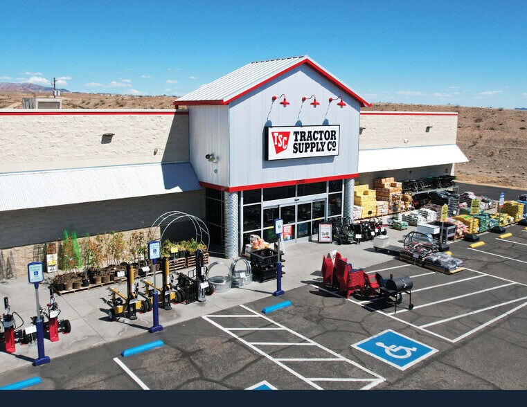 More Photos Of 3200 Highway 95 N, Lake Havasu City Freestanding For Sale