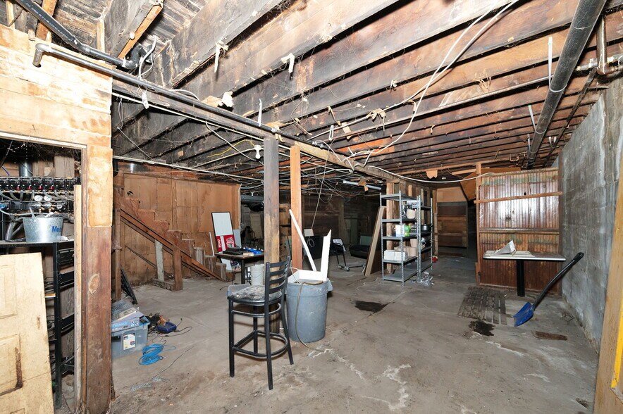 More Photos Of 8979 W Magna Main St, Magna Restaurant For Sale