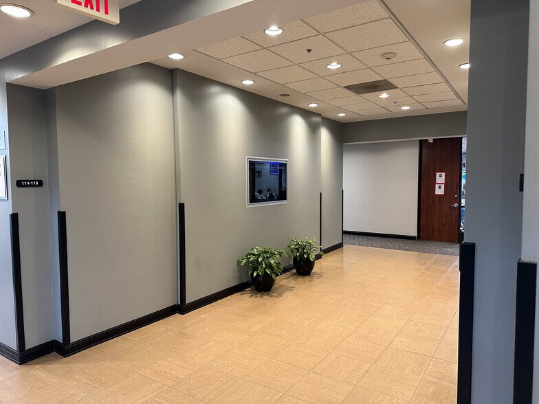 More Photos Of 100 Medical Center Blvd, Conroe Medical For Lease