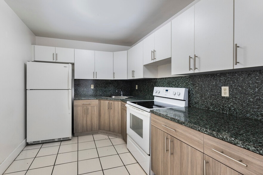 More Photos Of 6305 W 22nd Ct, Hialeah Apartments For Sale