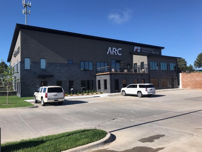 Primary Photo Of 5455 Red Rock Ln, Lincoln Office For Lease