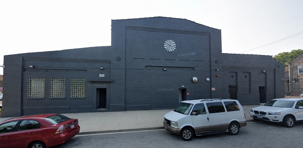 More Photos Of 1601 S Wolcott Ave, Chicago Warehouse For Lease