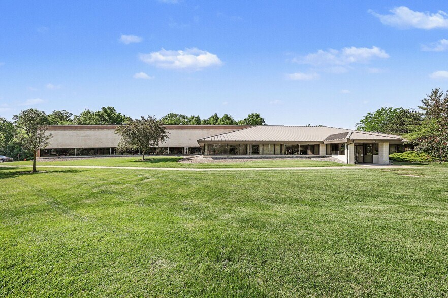 More Photos Of 401 W Morgan Rd, Ann Arbor Research And Development For Sale