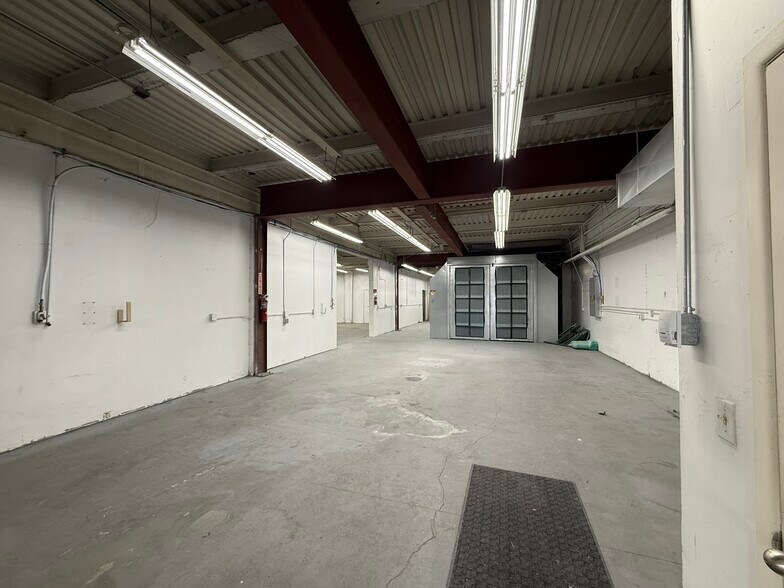 More Photos Of 12100 W 52nd Ave, Wheat Ridge Warehouse For Lease