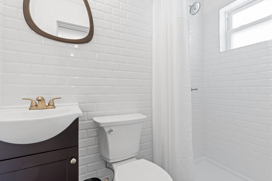 More Photos Of 3155 W Highway 98, Port Saint Joe Hotel For Sale