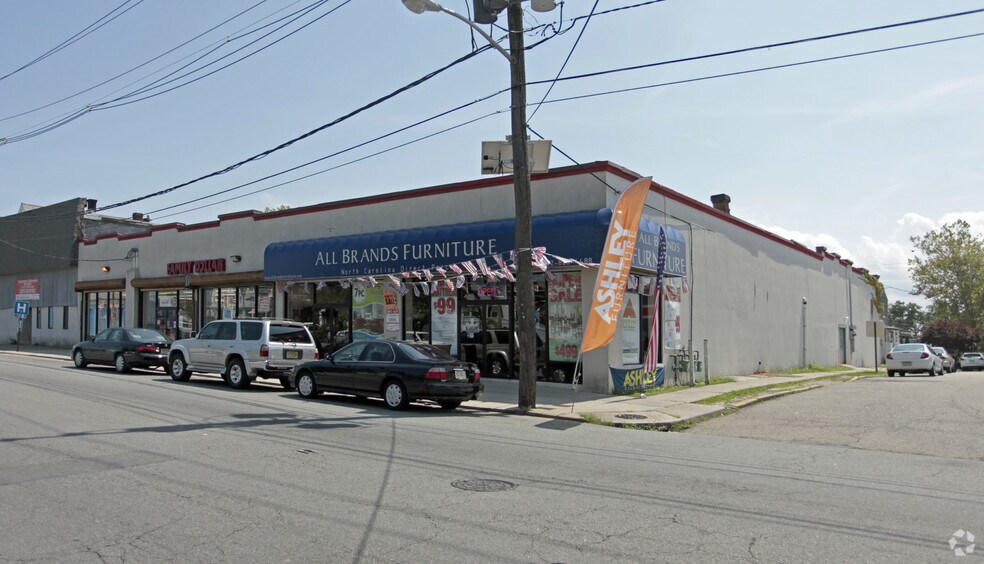 Primary Photo Of 599 New Brunswick Ave, Perth Amboy Storefront For Lease