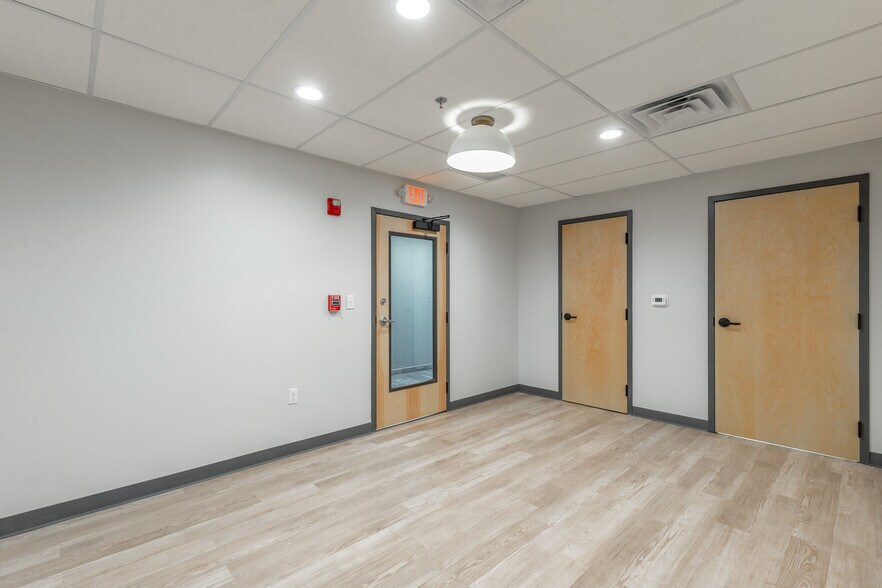 More Photos Of 929 Spring Creek Rd, Chattanooga Medical For Lease