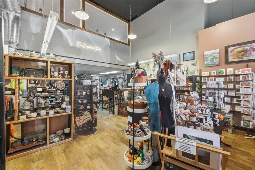 More Photos Of 1215 Meade Ave, Prosser Storefront For Sale