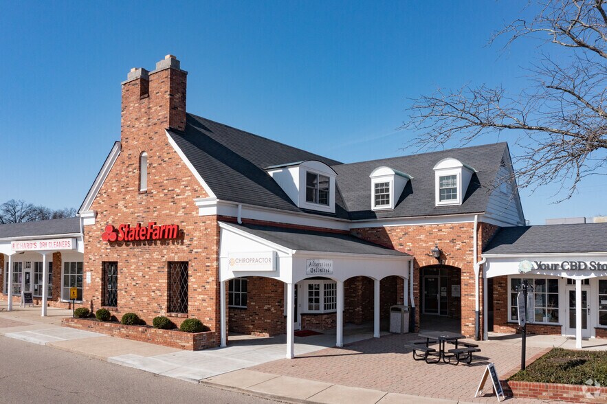 More Photos Of 9863-9995 Montgomery Rd, Cincinnati Unknown For Lease