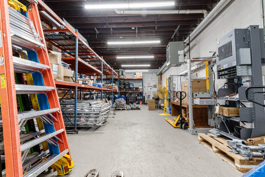 More Photos Of 84 Industrial Ave, Little Ferry Warehouse For Lease