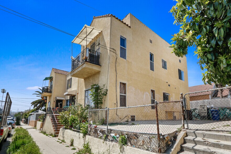 More Photos Of 2120 Sheridan St, Los Angeles Multifamily For Sale