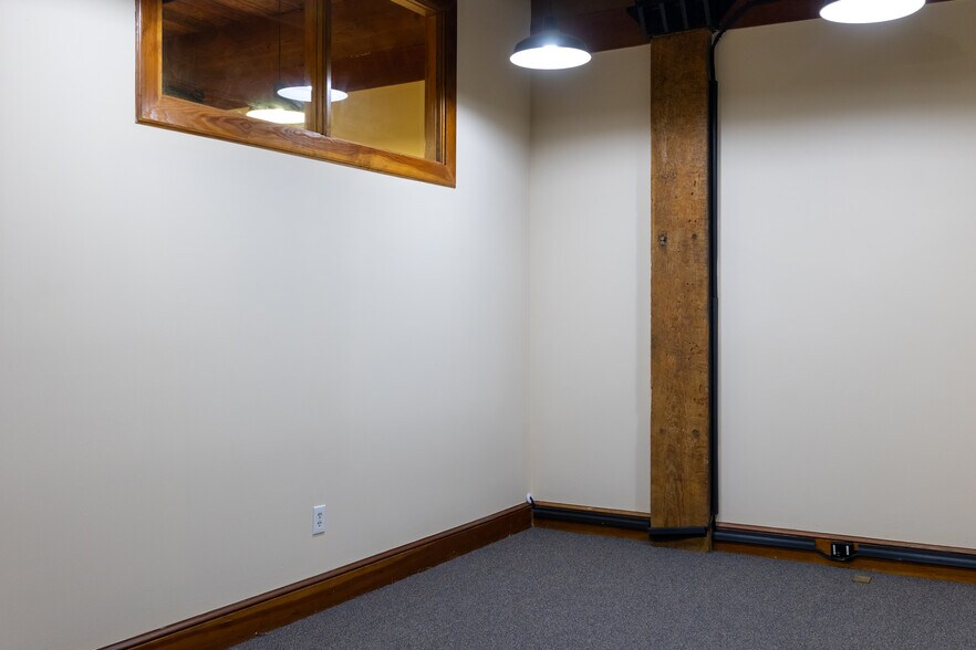More Photos Of 171 Church St, Charleston Office For Lease
