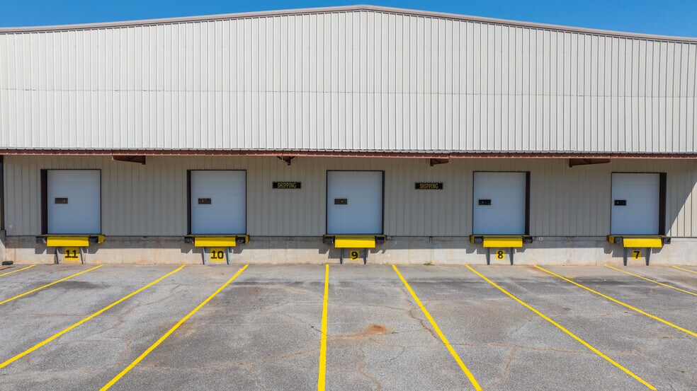 More Photos Of 2476 GA-76 Hwy, Adel Warehouse For Sale