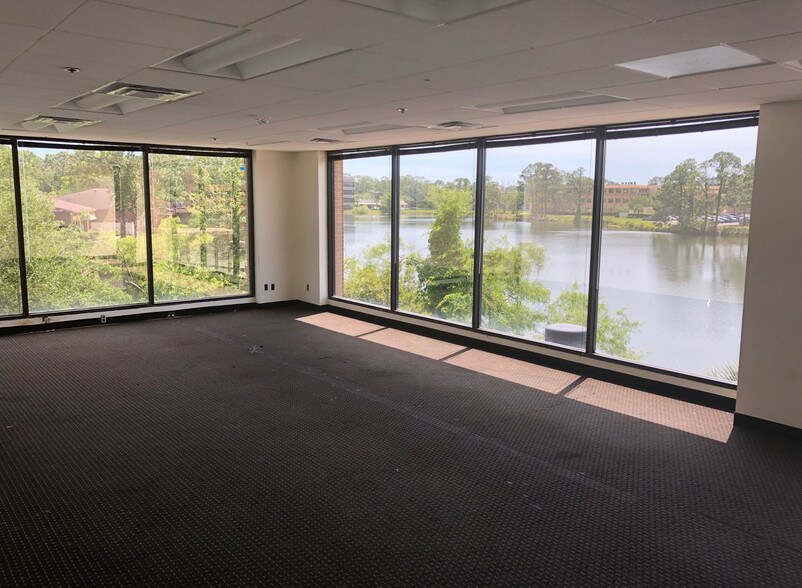 More Photos Of 8775 Baypine Rd, Jacksonville Office For Sale