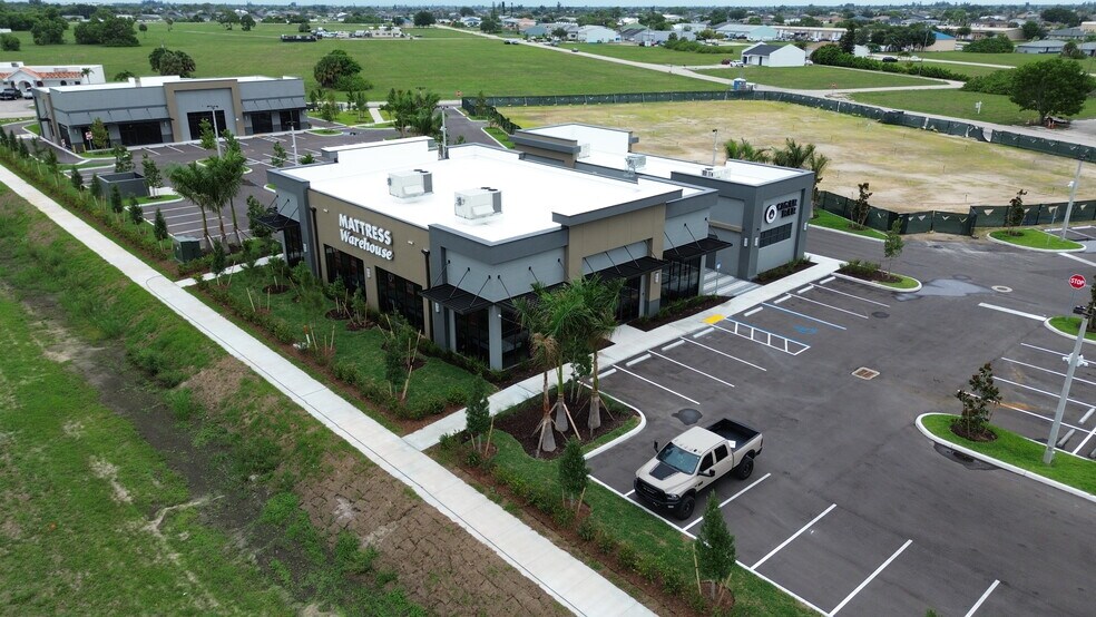 More Photos Of 1203-1211 NE Pine Island Ln, Cape Coral Unknown For Lease