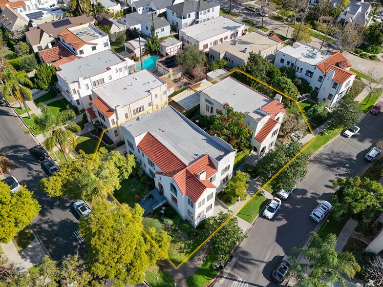 More Photos Of 1040 S Longwood Ave, Los Angeles Apartments For Sale