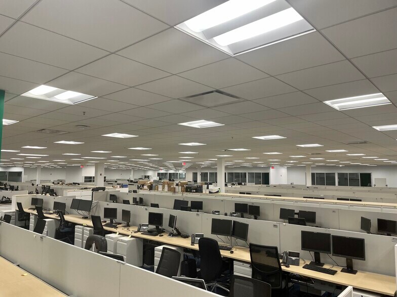 More Photos Of 480 Jefferson Blvd, Warwick Office For Lease