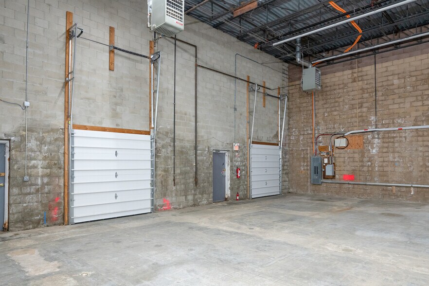 More Photos Of 106 Finnell Dr, Weymouth Unknown For Lease