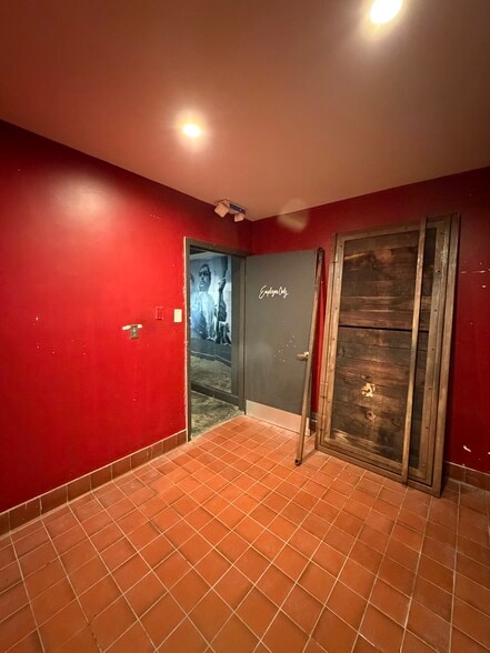 More Photos Of 3129 W Sunset Blvd, Los Angeles Apartments For Lease