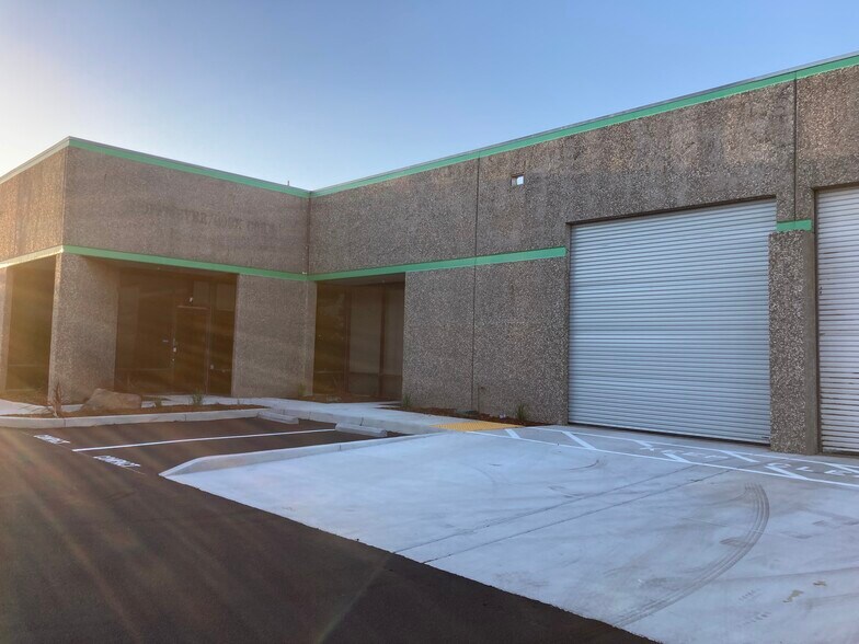 More Photos Of 752 Northport Dr, West Sacramento Warehouse For Lease