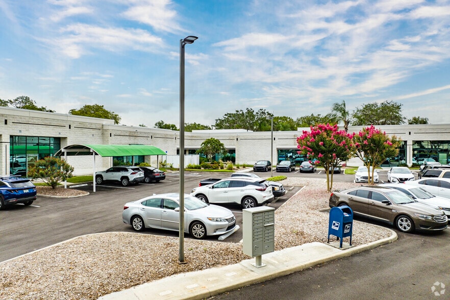More Photos Of 8600 Hidden River Pky, Tampa Office For Lease