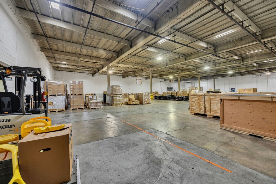 More Photos Of 164 W 31st St, Chattanooga Distribution For Lease