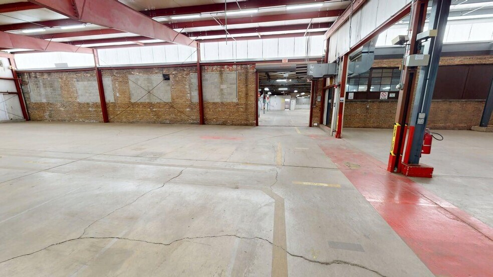 More Photos Of 1509 W Le Moyne St, Melrose Park Warehouse For Sale