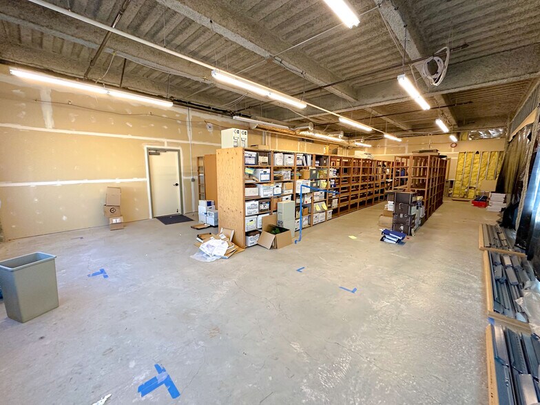 More Photos Of 5121 Skyline Village Loop S, Salem Medical For Sale