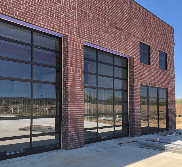 More Photos Of 54191 Gratiot Ave, Chesterfield Township Industrial For Sale