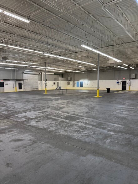 More Photos Of 298 Willis St, Gaffney Manufacturing For Sale