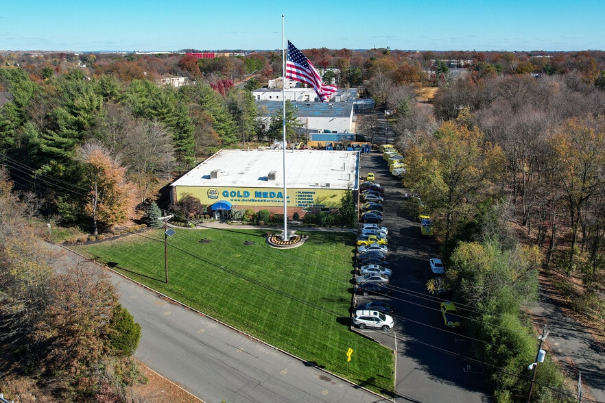 More Photos Of 11 Cotters Ln, East Brunswick Warehouse For Sale