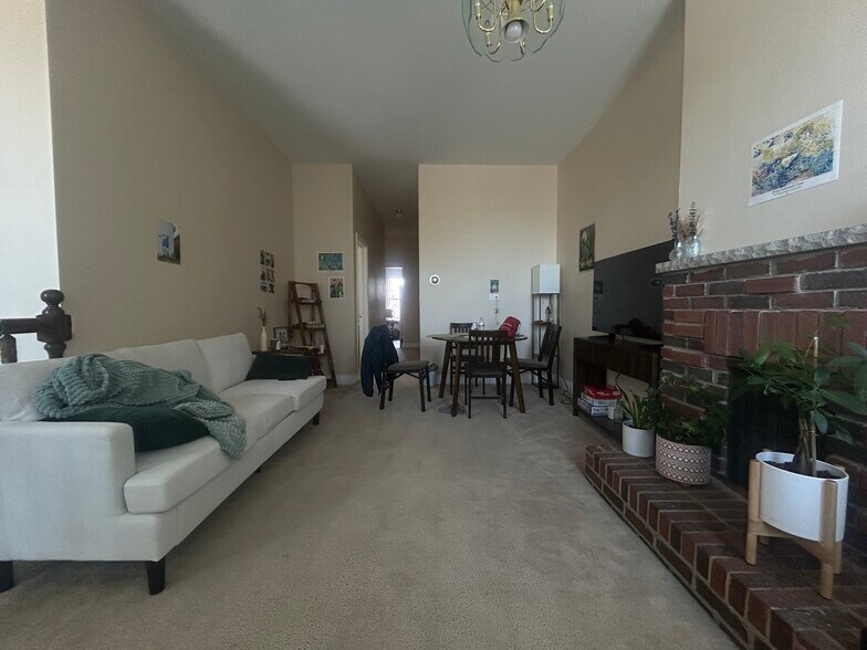 More Photos Of , Chicago Unknown For Sale