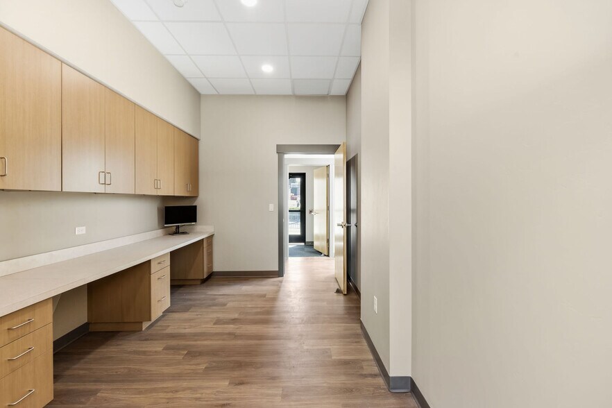 More Photos Of 2277 Fort Union Blvd, Salt Lake City Office For Sale